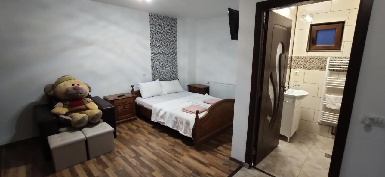 Ferienwohnung Casa Orsi Turda Exterior foto