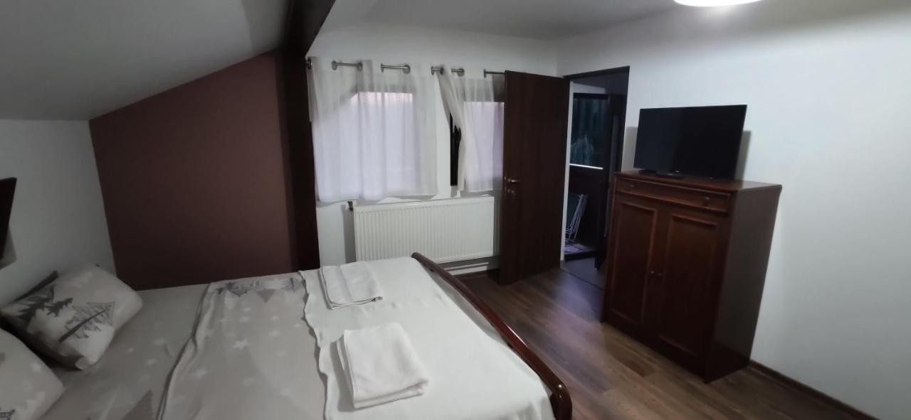 Ferienwohnung Casa Orsi Turda Exterior foto